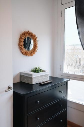 Sunny and modern apartment ideal for groups