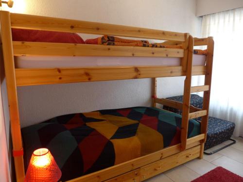 Postel nebo postele na pokoji v ubytování Apartment Victoria B 23 by Interhome