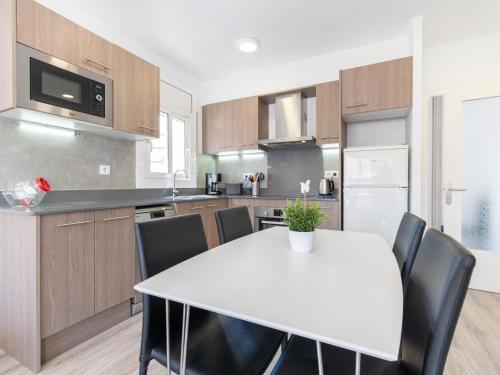 Apartment Vedos by Interhome