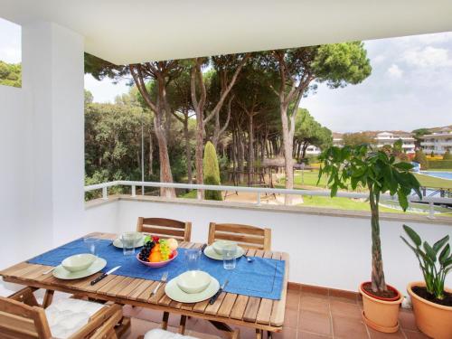 A balcony or terrace at Apartment Green Mar H by Interhome