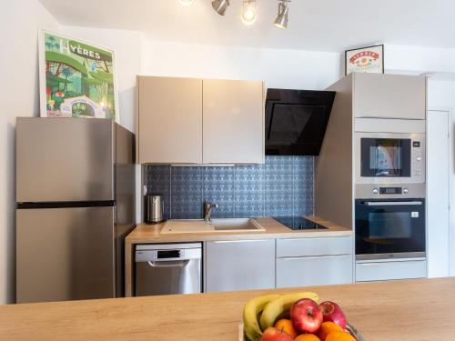 Apartment Port de la Gavine I-1 by Interhome