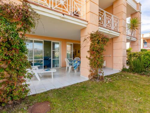 Apartment Le Belvédère - V2 009 by Interhome