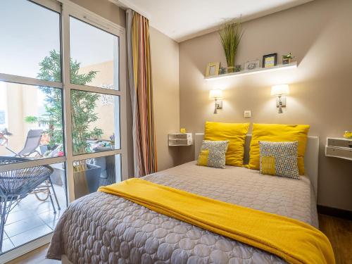 Apartment L'Esquinade P3 314 by Interhome