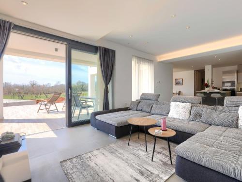 Ruang duduk di Villa Julia by Interhome