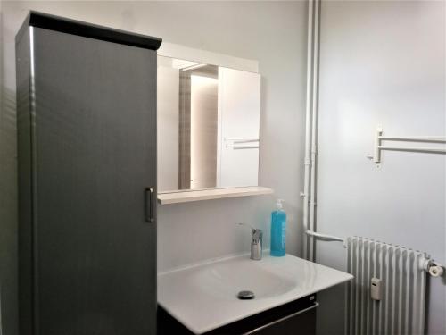 Gallery image of APPARTEMENT ENTIER A 2 MINUTES DU CENTRE VILLE in Melun