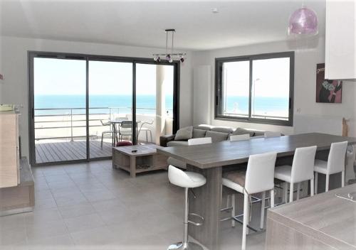 La Perle Marine, Luxe et Raffinement, appartement T4 Front de mer