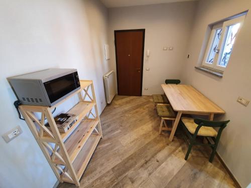 Μια τηλεόραση ή/και κέντρο ψυχαγωγίας στο Le Ochette Di Stresa