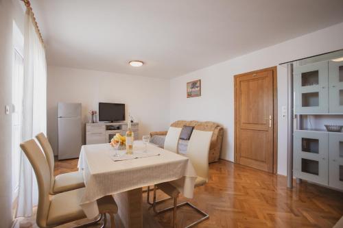 Plava Adria Podstrana