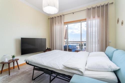 BnB Homes Ocean view Apartment with panoramic Terrace, 2 Swimming pools & Tennis court photo 2