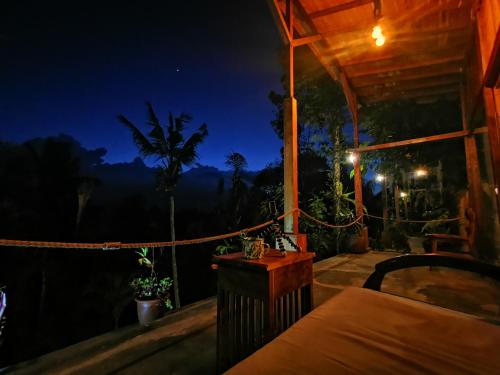 Μπαλκόνι ή βεράντα στο Villa Rimba Ubud
