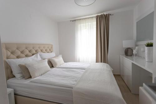 Luxury Mantinela Apartment