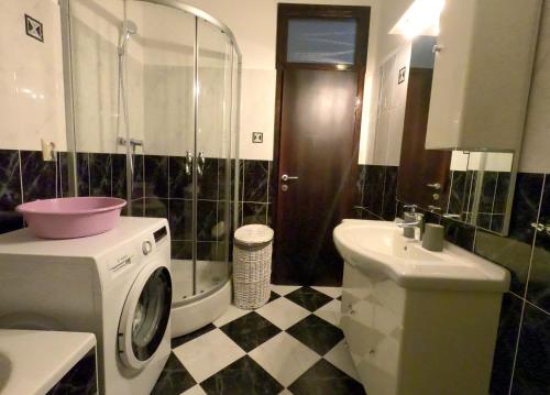Kúpeľňa v ubytovaní Lifestyle apartment Podstrana