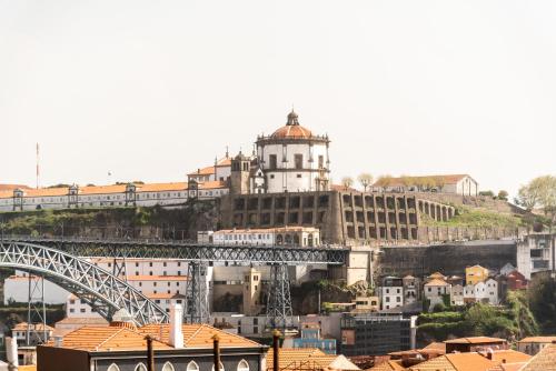 Ribeira Ap Rio Douro - Heart of Porto 8 Guests