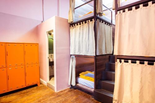 Un ou plusieurs lits superposés dans un hébergement de l'établissement Viajero-Kokopelli Barranco Hostel