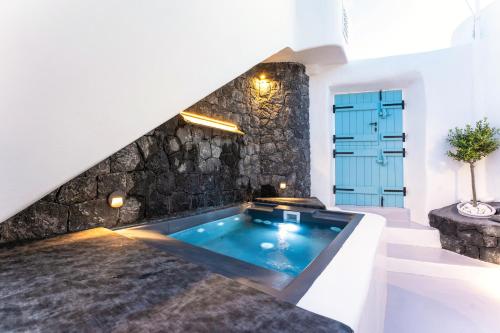 Piscina di Kalamia Cave House o nelle vicinanze