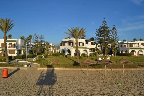 Photo de la galerie de l'établissement bel appart refait à neuf sur Tamouda Bay Tétouan, à Fnideq