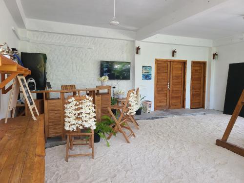 TV a/nebo společenská místnost v ubytování Island Zephyr