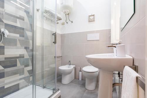 Kúpeľňa v ubytovaní Stazione Notarbartolo Bright & Cozy Apartment