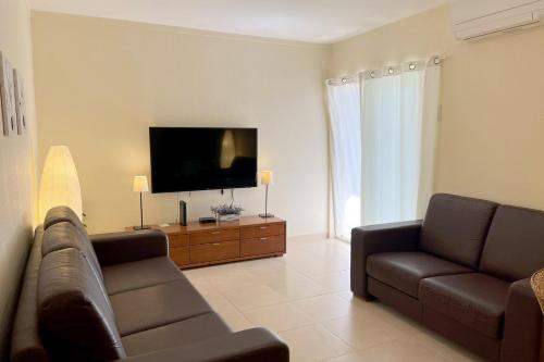 Apartment on Praia da Rocha with wifi and garage by amcf