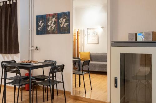 Scent Of Freedom Apartment Renovated