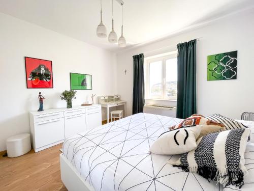 Melisa Apartment with balcony & free parking