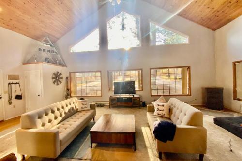 South Bend Chalet – Photos 3
