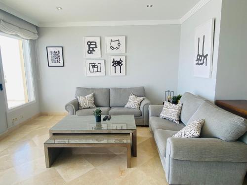 D9 Espectacular y moderno apartamento en primera línea - Estepona - Sinfonia del Mar