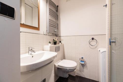 Kúpeľňa v ubytovaní SuperApart Mokotowska 67