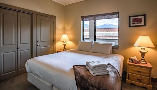 Gallery image of Lux Downtown Condo by Revelstoke Vacations in Revelstoke