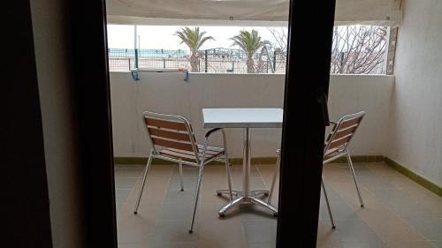 Φωτογραφία από το άλμπουμ του Appartamenti per Vacanza Manfredi Vieste, Fronte mare con parcheggio στο Βιέστε