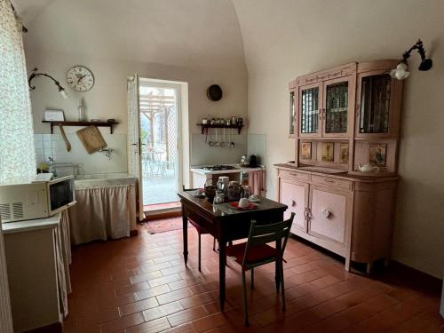 ノーヴィ・リーグレにあるLa Casa sul Giardino- GARDEN HOUSEのギャラリーの写真