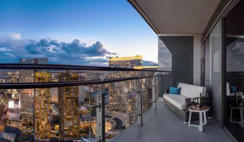 Hotel The Cosmopolitan Of Las Vegas Nv Booking Com