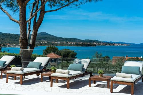 Beautiful Villa Barotul – Photos 4