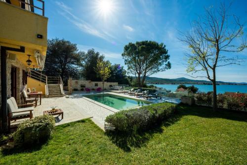 Beautiful Villa Barotul – Photos 5