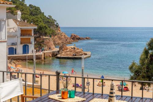 Fotografie z fotogalerie ubytování VORA-LA-MAR v destinaci Tamariu