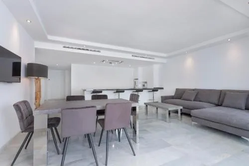 B51 Executive Flats Marbella photo 9