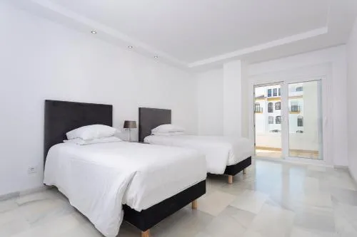 B51 Executive Flats Marbella photo 11