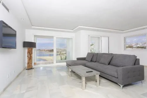 B51 Executive Flats Marbella photo 39