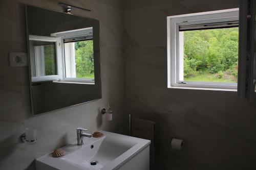 Koupelna v ubytování Apartments Bonaca Rovanjska