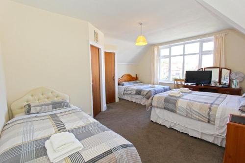 Gallery image of West Point Hotel Bed and Breakfast in Colwyn Bay