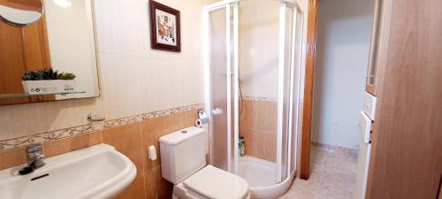 A bathroom at Gran Playa View Apartment