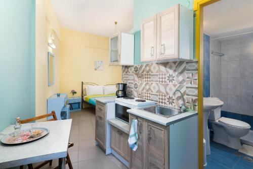 Kuchyňa alebo kuchynka v ubytovaní Afroditi Apartments