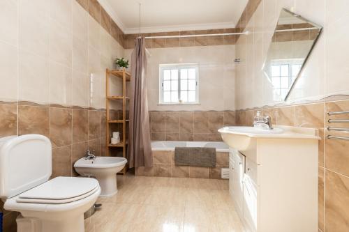 Ванна кімната в Villa Oriente by ALGARVEMANTA