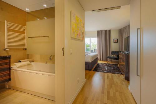 Koupelna v ubytování Cidadela - Luxury Apt with Pool