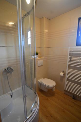 Et badeværelse på Kuća za odmor Gacka