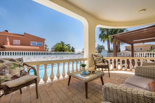 5BR Villa with Private Pool and Snooker Room