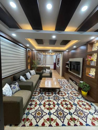 Un lugar para sentarse en Welcome Home Bhaisepati