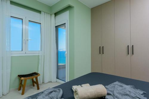 מיטה או מיטות בחדר ב-Angelique Luxury apartment