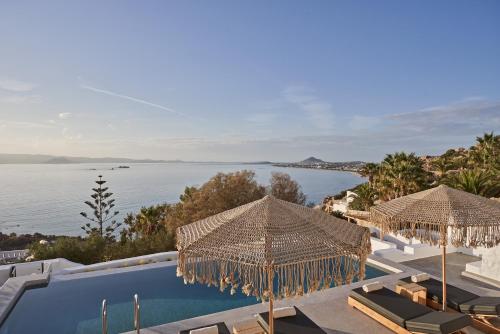 Hill Club Naxos
