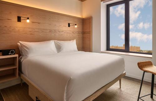 Radio Hotel Image